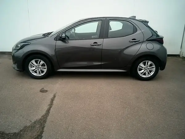 GR YARIS